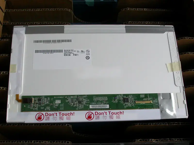 AUO B116XW02 V0 LCD panel