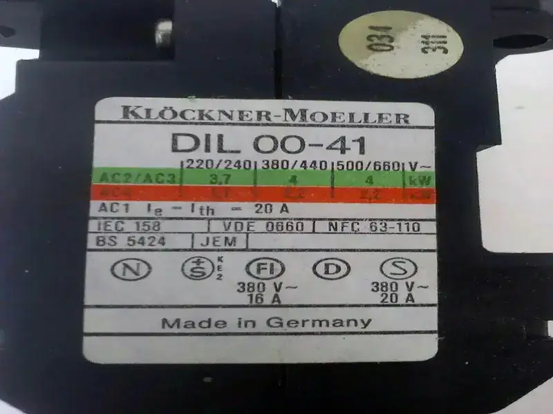 KLOCKNER DIL00-41 Relaismodul
