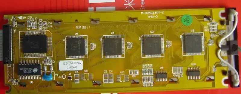 SS24E64DFNW P-G24E64PT-E FGM240128C TLX-5201-C3B LCD board