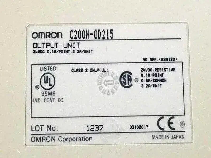 Omron C200H-OD215 PLC Module