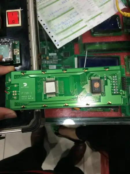 Phico P198-1 D-0 20211 ISNCW LCD board
