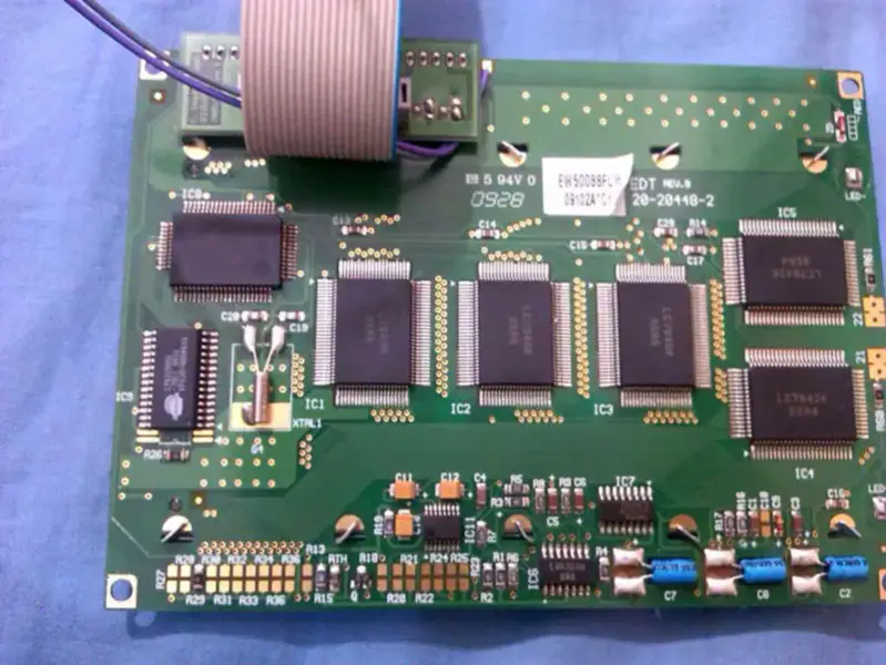 EW50088FLW LCD board