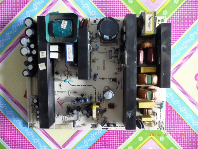 XOCECO LC-47R35 LC-42HC56 782.IFY27-200F 782.IFY27-200D LCD Board