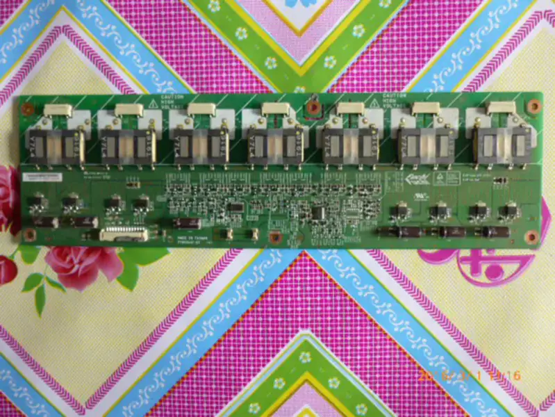 Hisense TLM32E58 T315XW02 F10V0441-01 Inverter Board Backlight Board