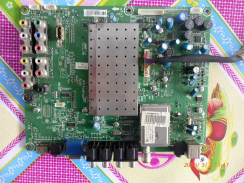 Hisense TLM26V68 RSAG7.820.1672/ROHVER HC260BH-D01 Board