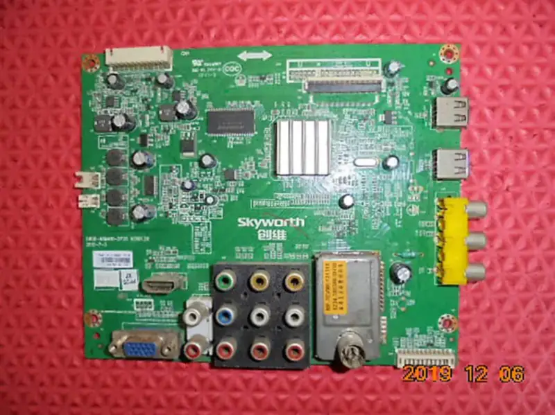 Skyworth 32E301C 5800-A8M410-2P20 帶LCD RDL320HY的板