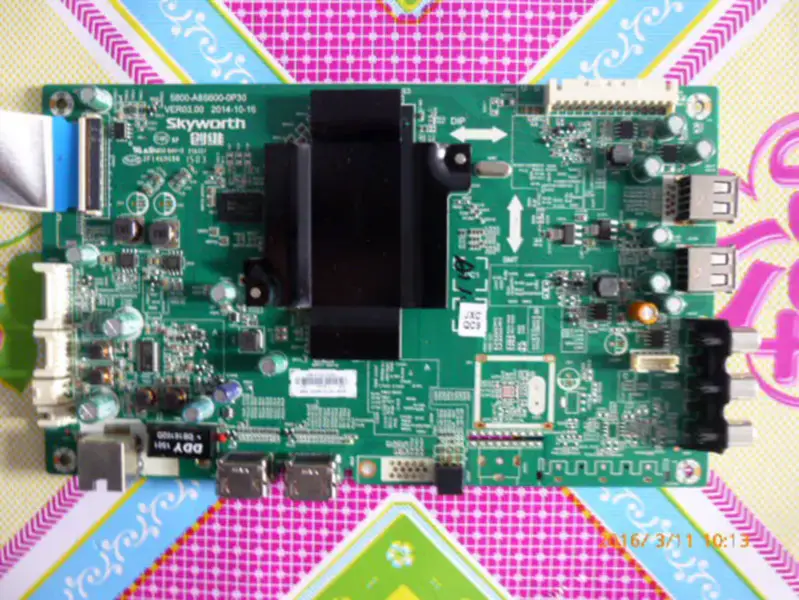 Skyworth coocaa K50J 5800-A8S600-0P10/0P30 帶LCD RDL500FY的板