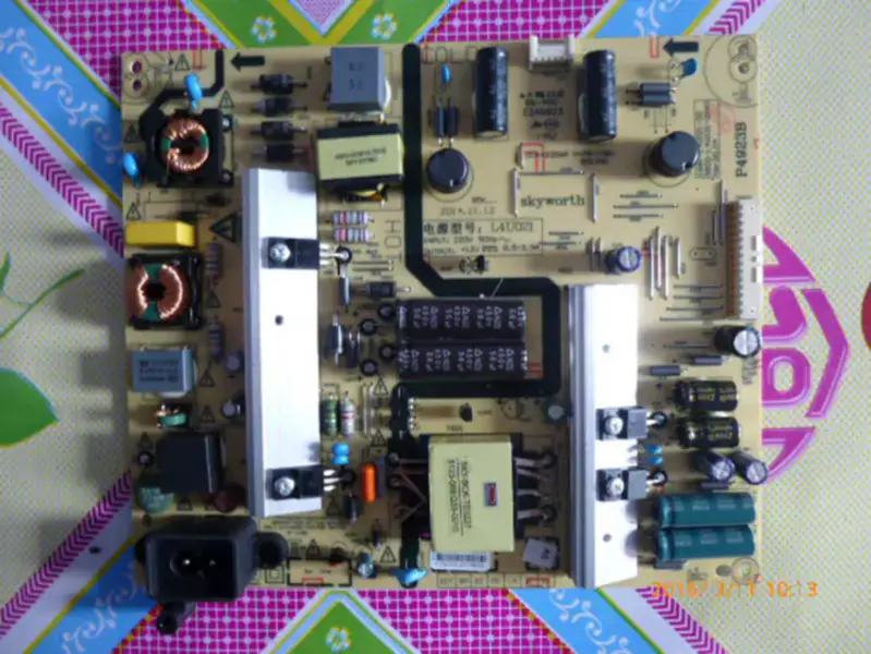 Skyworth K50J L4U021 5800-L4U021-0040 Power Supply Board LCD board
