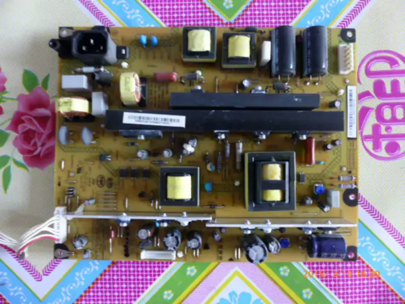 Changhong 3D51C1080I 3D51C2060 XR7.820.192 R-HS250B-5HF02 Power Supply Board