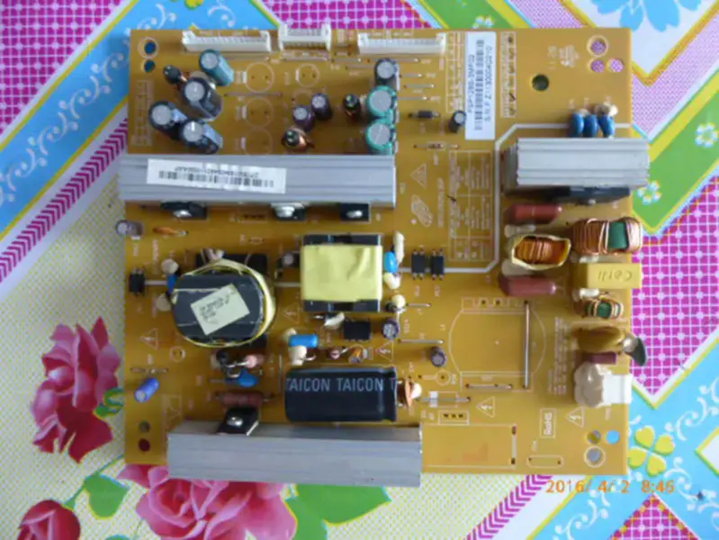 Changhong LED32770X R-HS128S-3MF02 XR7.820.113 Power Supply Board