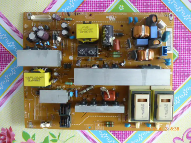 LG 37LH20FR-CA 42LH30FR Power Supply Board P37-09LH EAX55357701/32