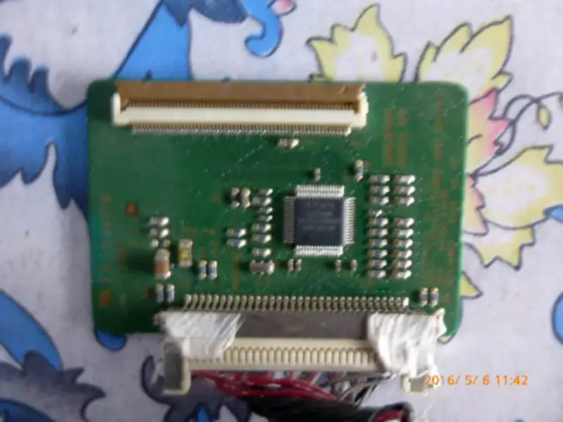 TCL L32E09 L32C12 L32C1 KONKA LC32HS62B1 Logikplatine 6870C-0303B