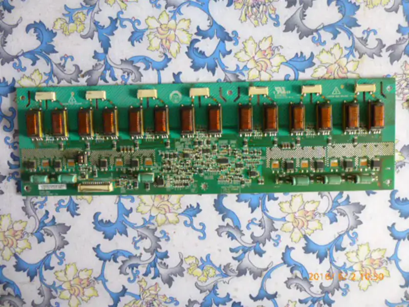 Haier LU32R1 V070-W04 4H.V0708.661/A Inverter Board Backlight Board