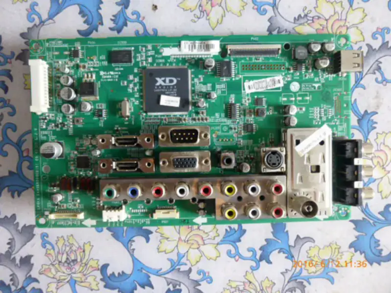 LG 32LH20RC-TA EAX56856906 板與Sharp LCD