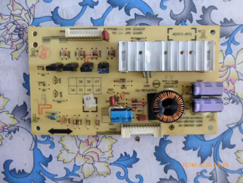 Skyworth 50E200E 168P-D50JM0-00 5800-D50JM0-0000 INVERTER Board