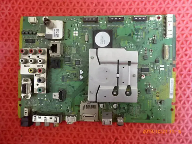 Panasonic TH-P42C30C TNPH0961 CS LCD MC106HU1400 LCD板