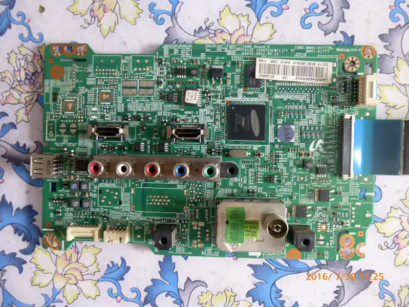 Samsung UA32EH4000R BN41-01777 LCD板