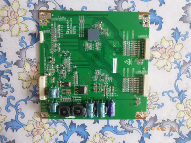 Skyworth 39E580F 168P-P39DXH-00 5800-P50DXH-0P10 Backlight Board