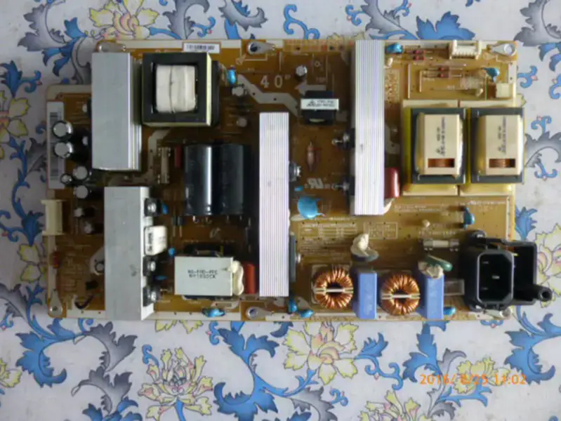 Samsung LA40C550J1F BN44-00340B BN44-00340A Power Supply Board LCD board