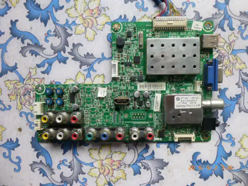 Hisense LED26K100 LED26K200 RSAG7.820.4742 HE260FH-E01 Board
