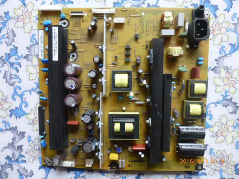 Changhong 3D51C20000 R-HS230BX-5HF02 XR7.820.356 V1.5 Power Supply Board