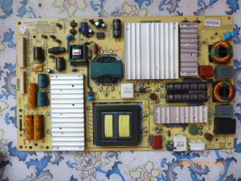 Skyworth 42E610G 42E83RS 5800-P47ELF-0010 168P-P47ELF-00 電源板