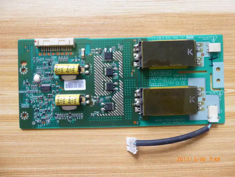 AOC LC32R03 KONKA LC32FS81B Skyworth 32L05HR 6632L-0624A Inverter Board