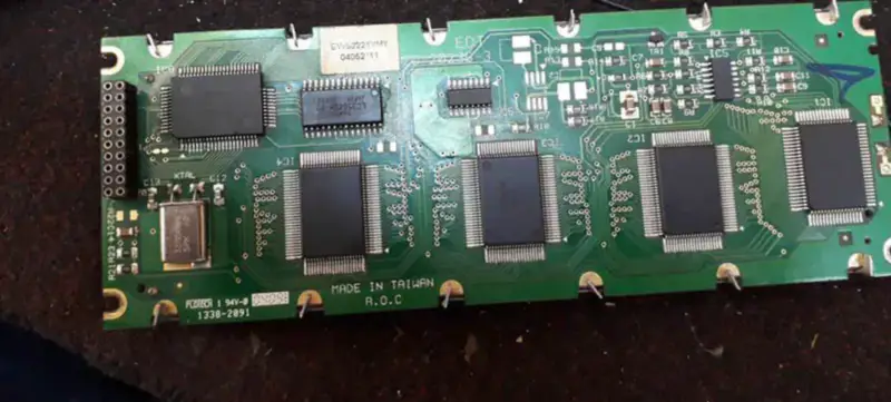 EW50221YMY 04052*11 EDT 20-20236-3 LCD board