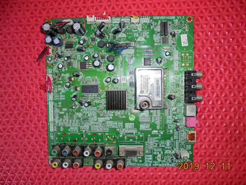 Haier L26K1A 0091801439B V1.3 M260TWR1 LCD板