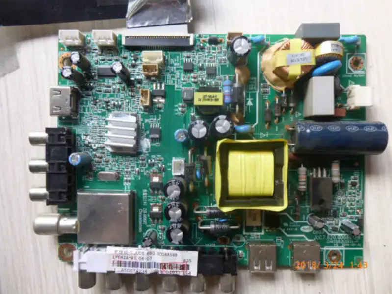 Changhong LED32568 JUC7.820.00086129 M320X13-E1-H LCD Board