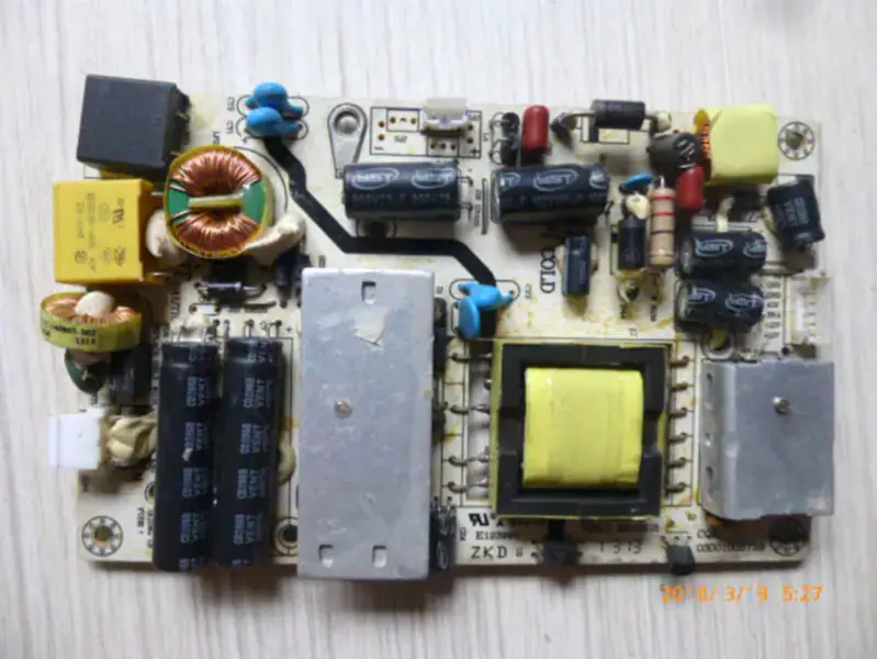 TONGFANG LE-32TL2600 TP051UG01 03001005728 Power Supply Board