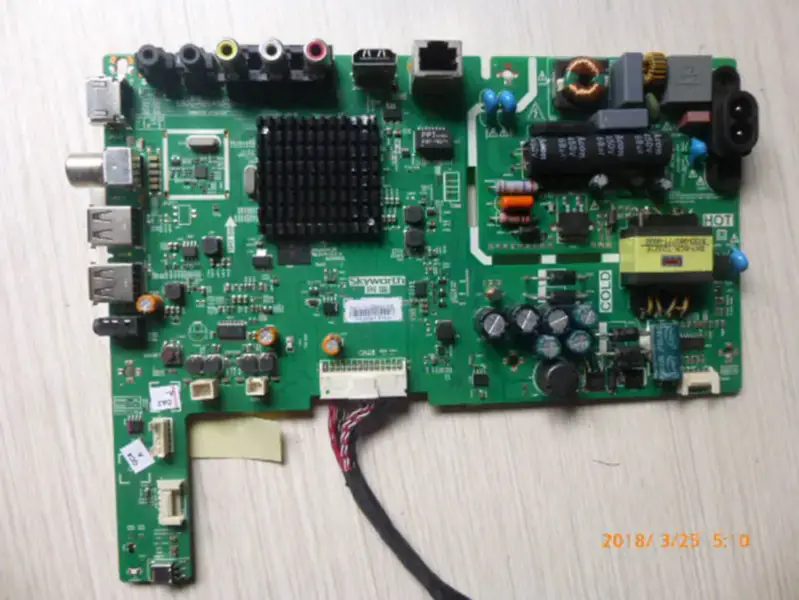 Skyworth 32E3 5800-A8S450-0P00 SDL320HY LCD板