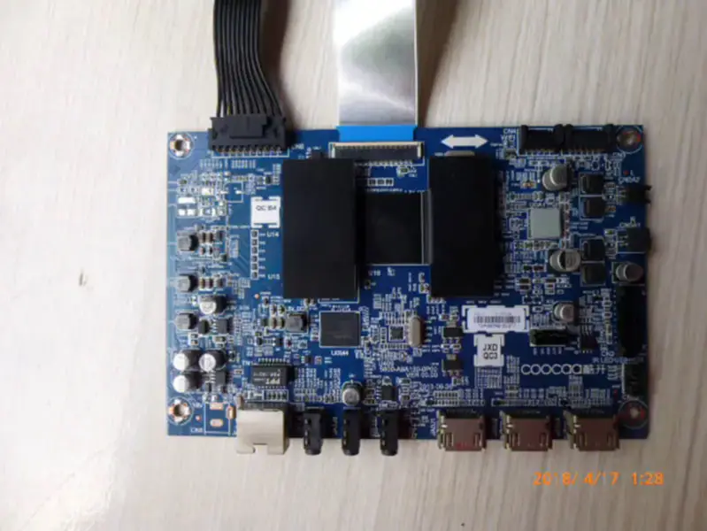 Coocaa 42K1 5800-A8A130-0P00 Platine mit LCD REL420FY
