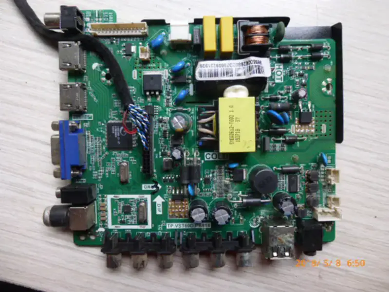 Oboni LED32C8 TP.VST69D.PB818 CN32BG820 Board