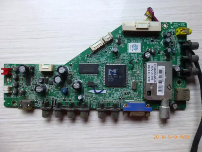 TCL L32F3300B 40-MS8102-MAZ2XG LTA320AN05-X01 電路板