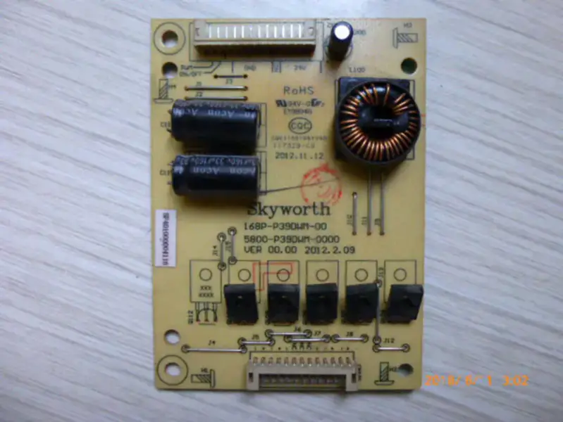 Skyworth 39E350D 168P-P39DWM-00 5800-P39DWM-0000 逆變器板