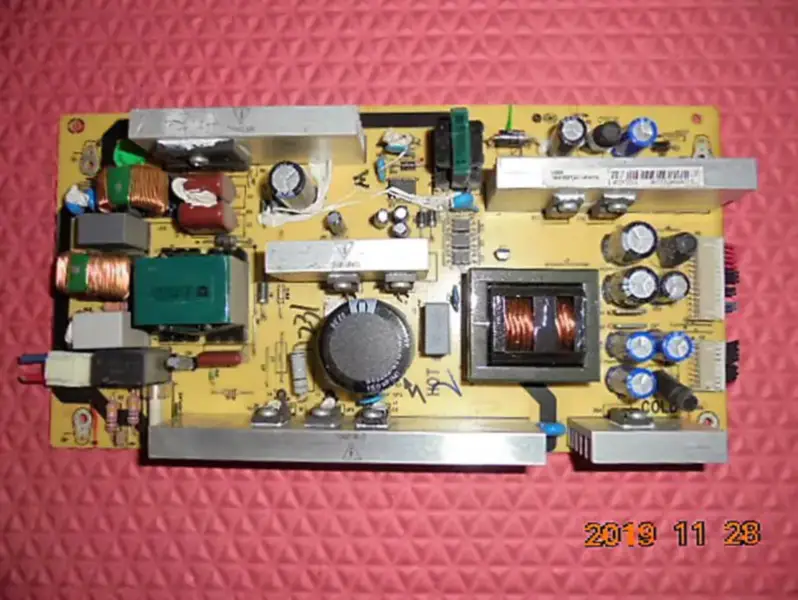 TCL L32E9BE 32 LCD 帶板