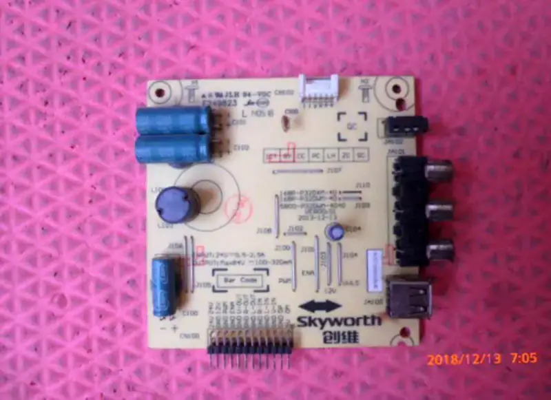Skyworth 32E361W 5800-P32DWM-4040 168P-P32DWM-40 逆變器板