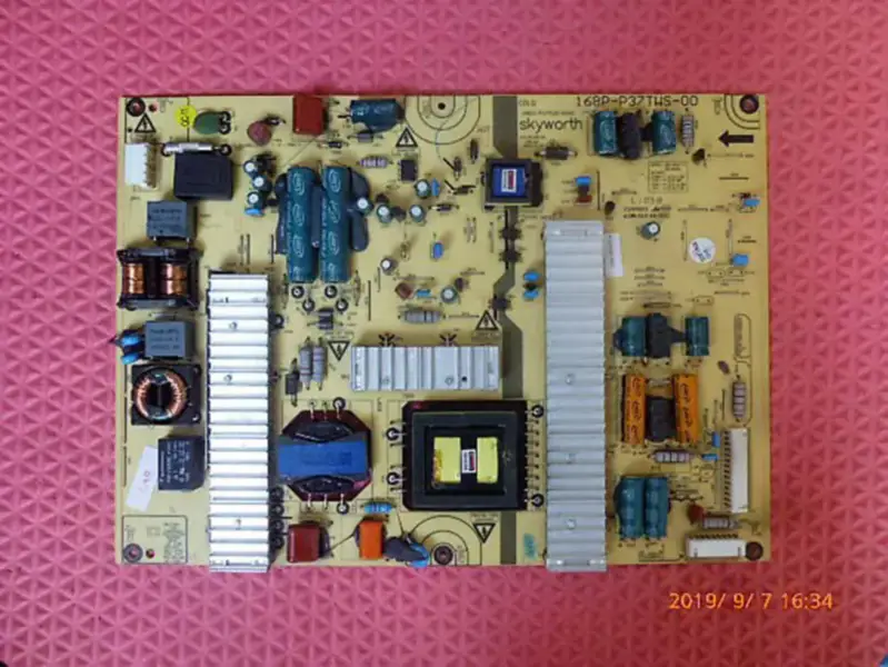 Skyworth 32E15HR 5800-P37TWS-0060 168P-P37TWS-00 電源板