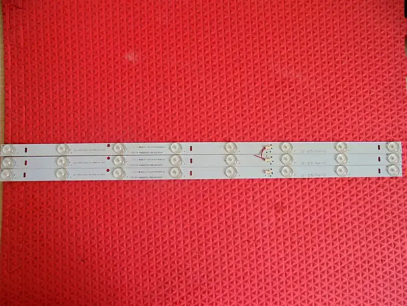 PANDA LE32F33 32 inch with board 3