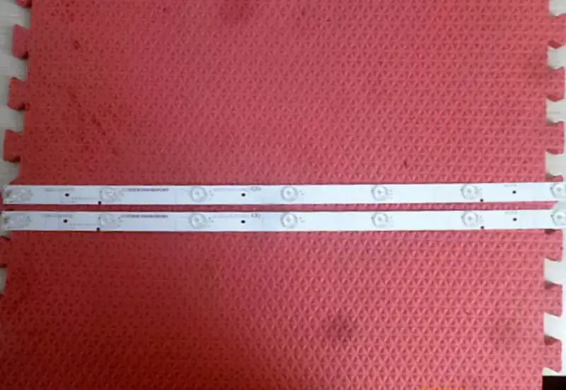 Hisense LED32EC200 32 inch HD315DH-E52-2X7-3030C