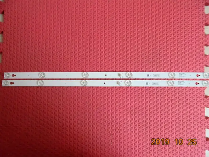 TCL B32A739 32 inch 板