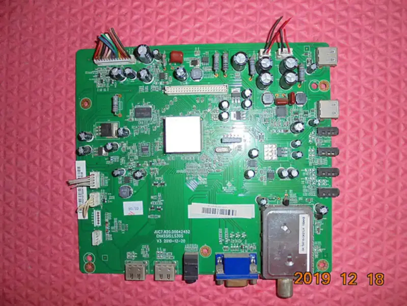 Changhong LED37760X JUC7.820.00042452 T370HW04 Board