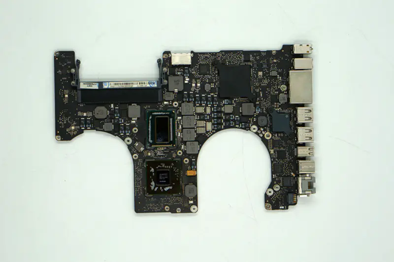 Macbook Pro A1286 I7 2.2GHz 512MB Logic Board