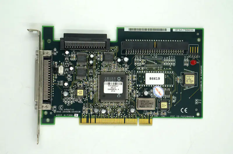 Adaptec AHA-2940UW 68-pin 50-pin SCSI Controller Card