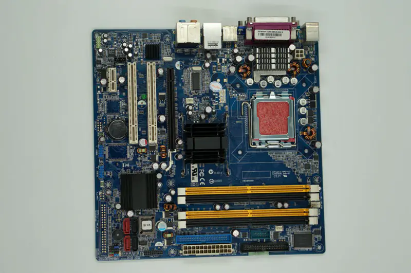 Advantech AIMB-562VG-00A1E 主機板