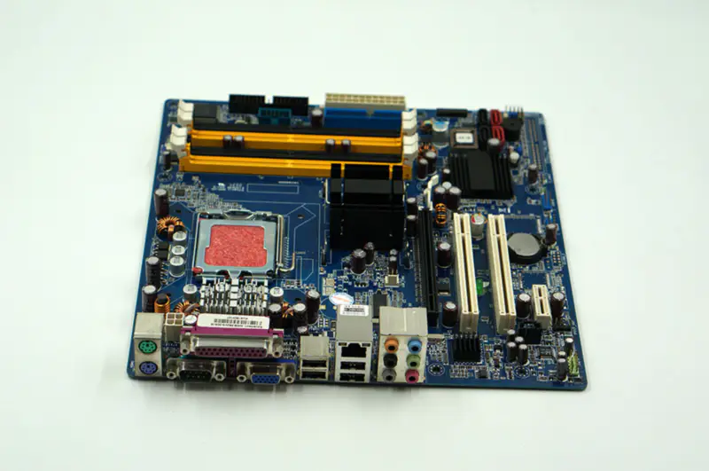 Advantech AIMB-562VG-00A1E 主機板