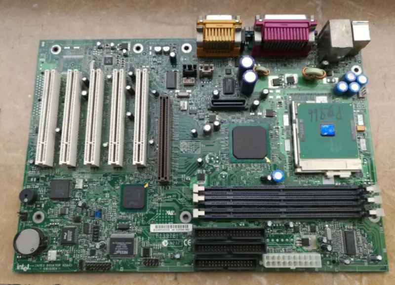 Intel D815EEA 工業設備主機板