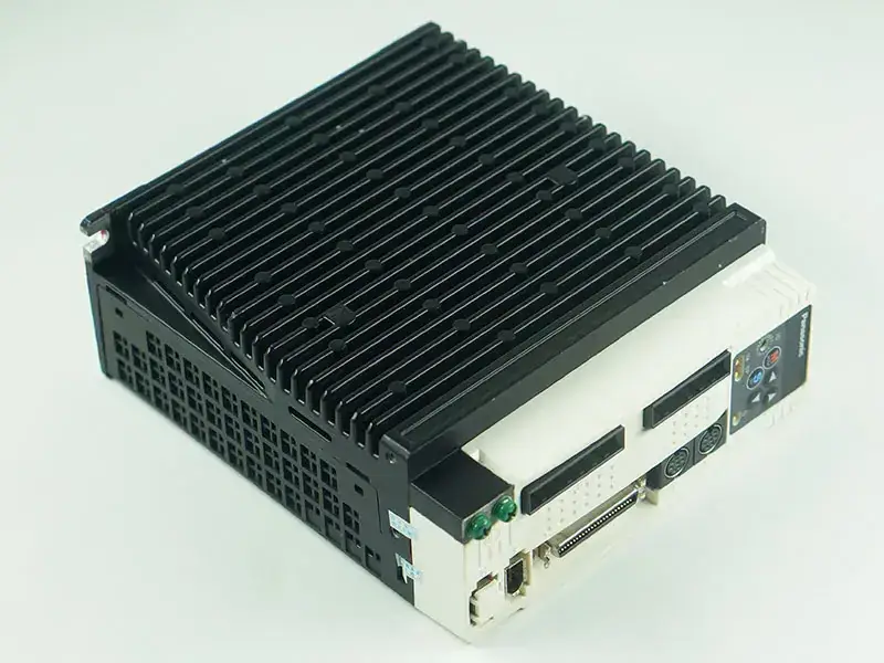 Panasonic MCDDT3520052 Servoantrieb
