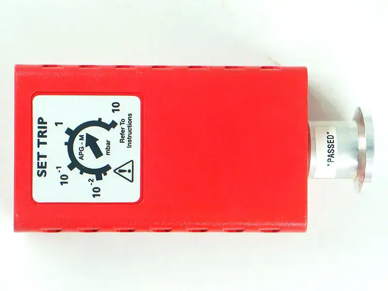 Edwards APG-M-NW16 Active Pirani Gauge